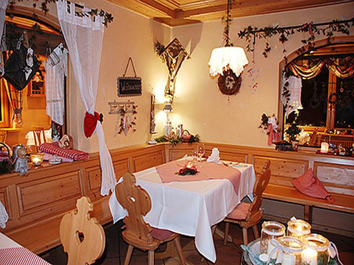 Hotel-Restaurant Bergfriedel Bühlertal Buitenkant foto